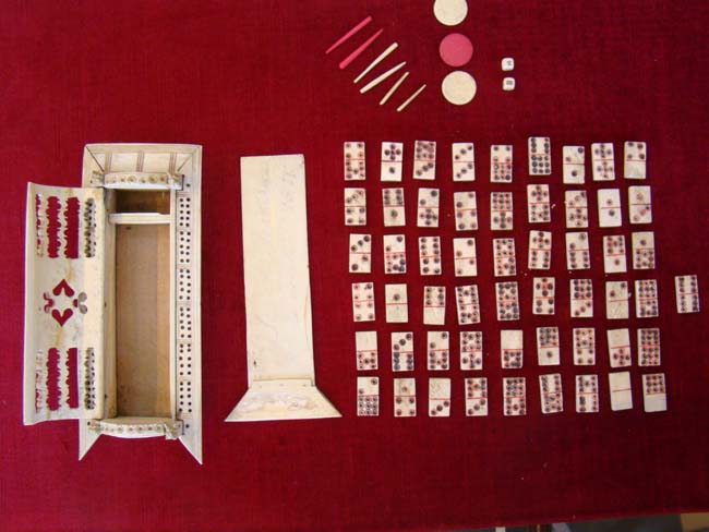A Napoleonic period Prisoner-of-war bone game box dated 1811
